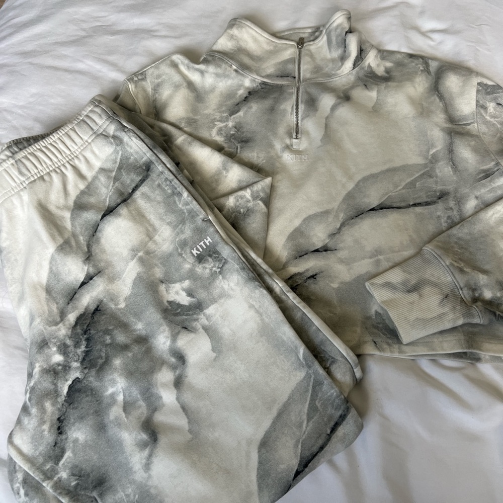 Kith matching Outfit